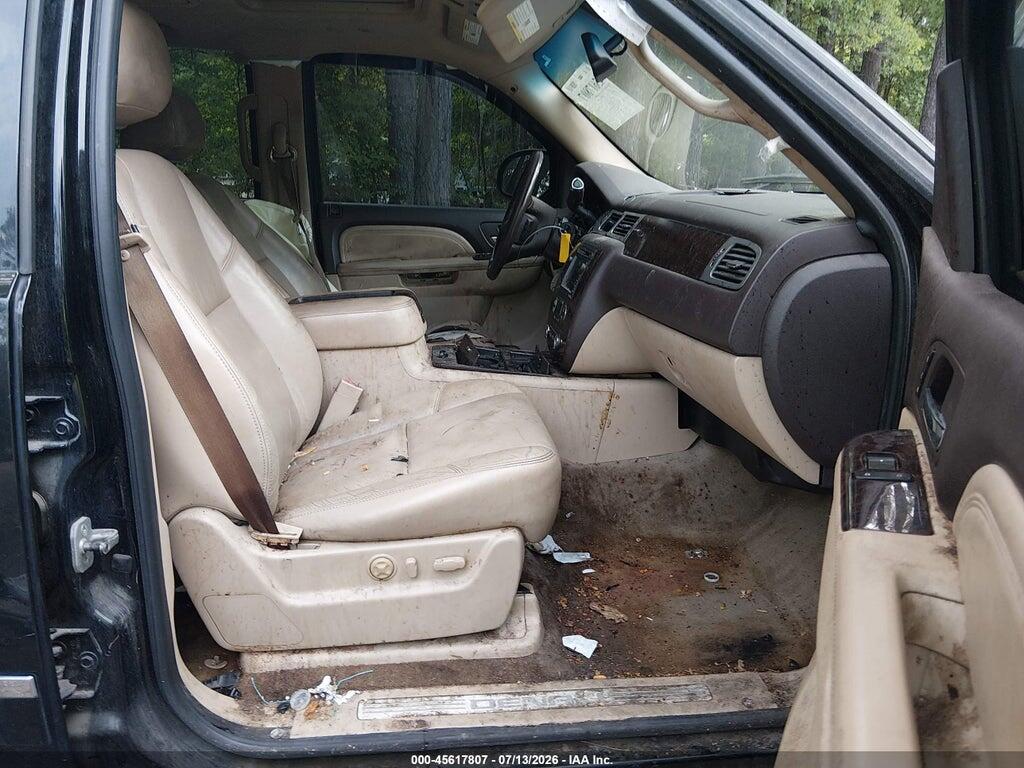 1GKS2MEF1BR117645 2011 GMC YUKON XL 1500 photo no. 5