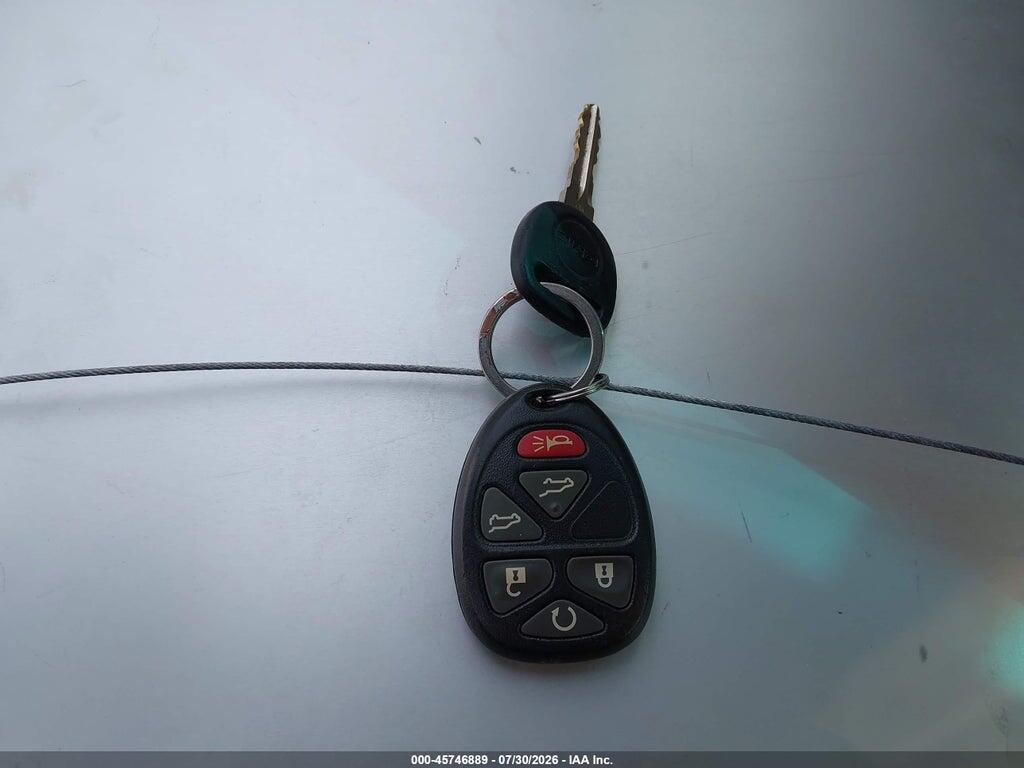 1GKS2MEF4BR299843 2011 GMC YUKON XL 1500 photo no. 11