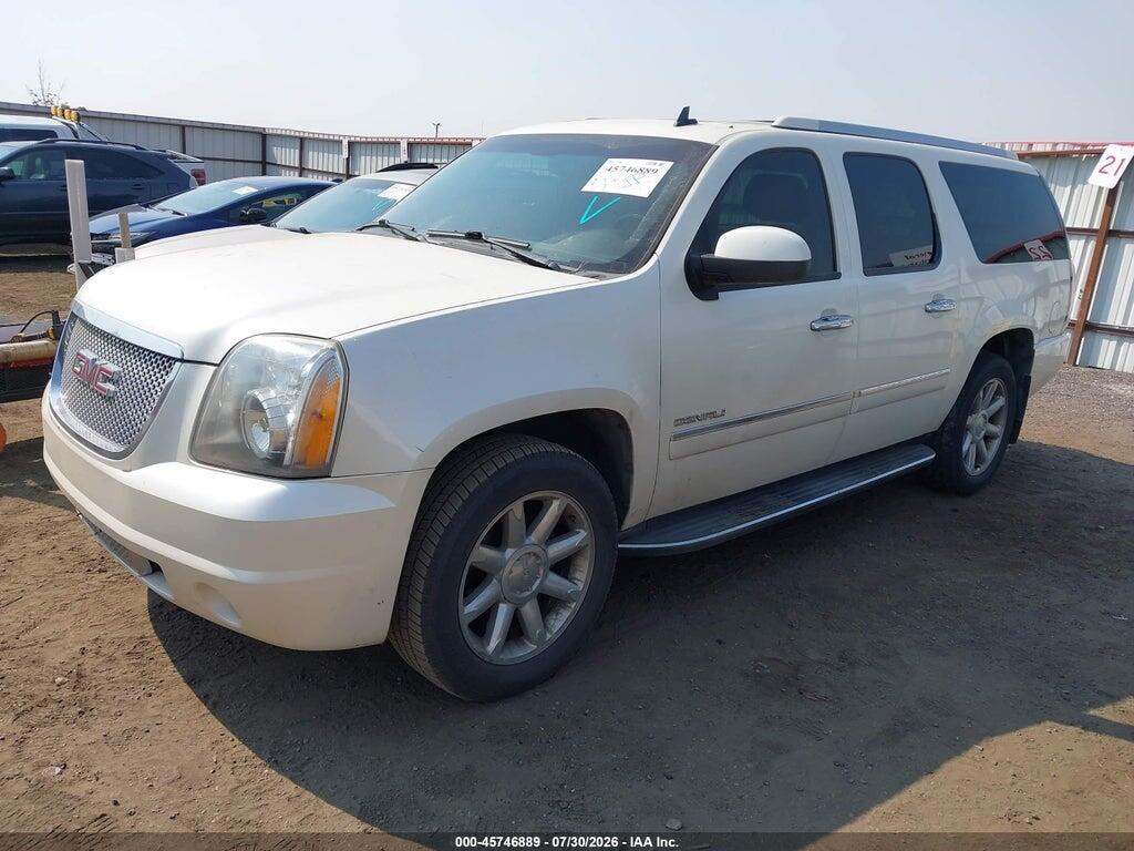 1GKS2MEF4BR299843 2011 GMC YUKON XL 1500 photo no. 2