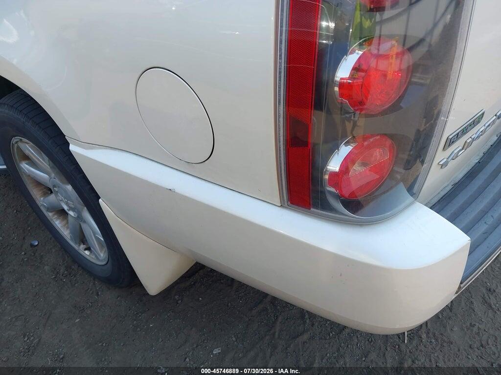 1GKS2MEF4BR299843 2011 GMC YUKON XL 1500 photo no. 6