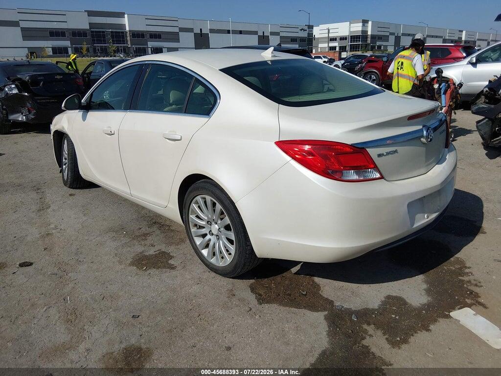 2G4GR5EK5C9145715 2012 BUICK REGAL photo no. 3