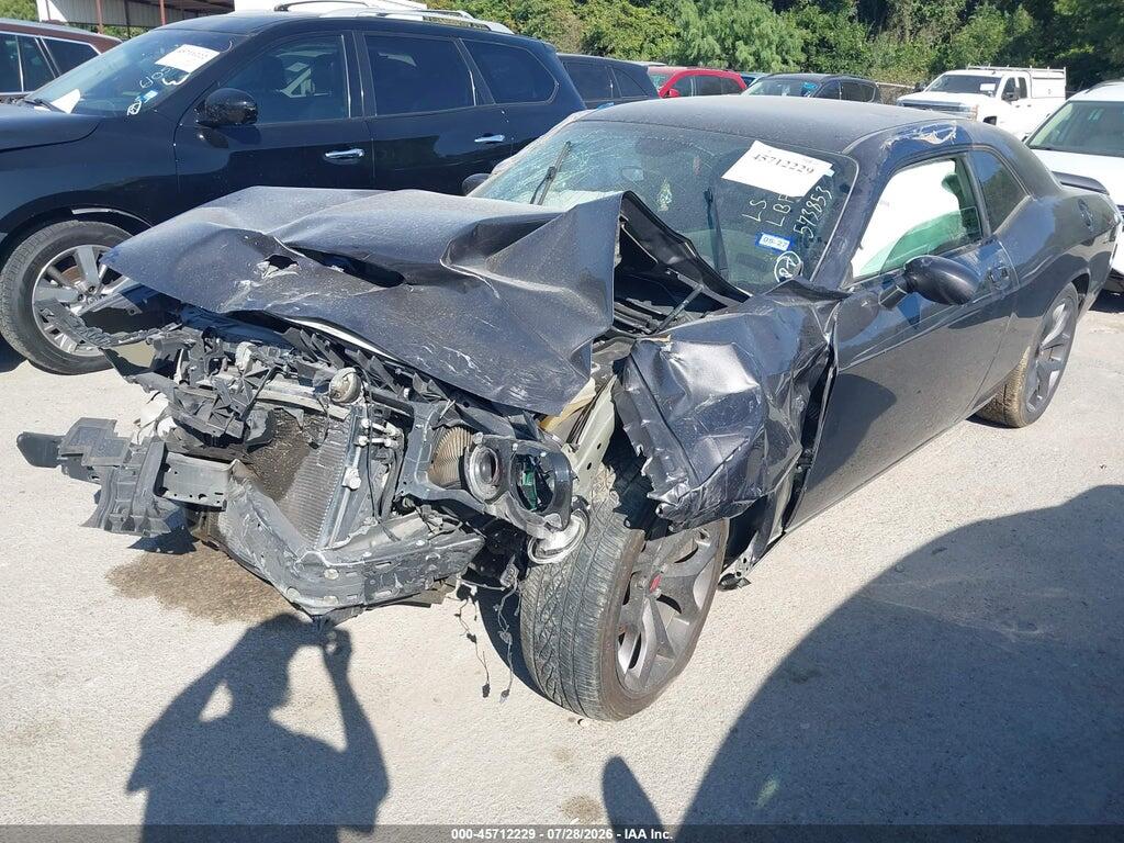 2C3CDZBT0KH573853 2019 DODGE CHALLENGER photo no. 2