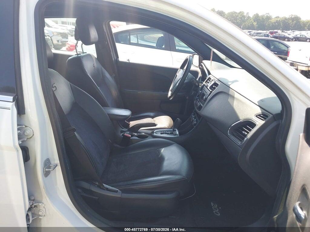1C3CCBCG2EN186311 2014 CHRYSLER 200 photo no. 5