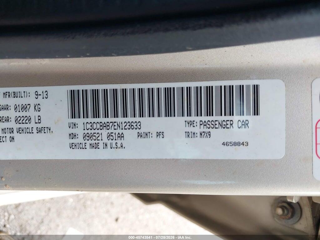 1C3CCBAB7EN123633 2014 CHRYSLER 200 photo no. 9