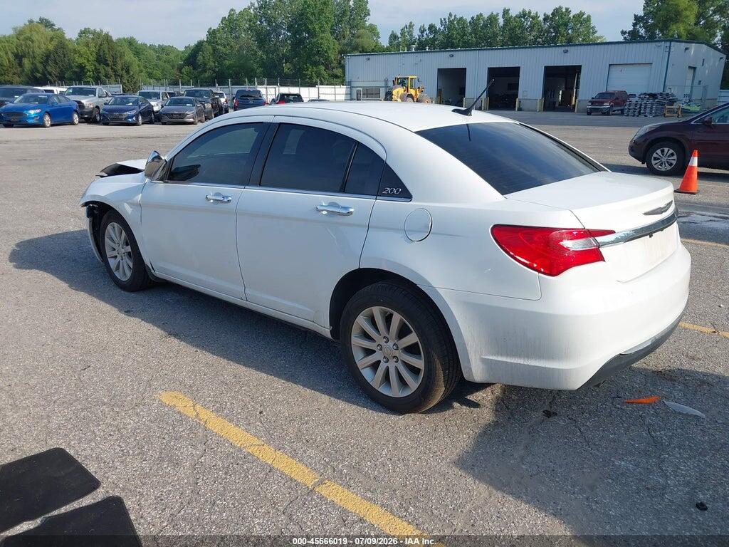 1C3CCBCG3EN159358 2014 CHRYSLER 200 photo no. 3