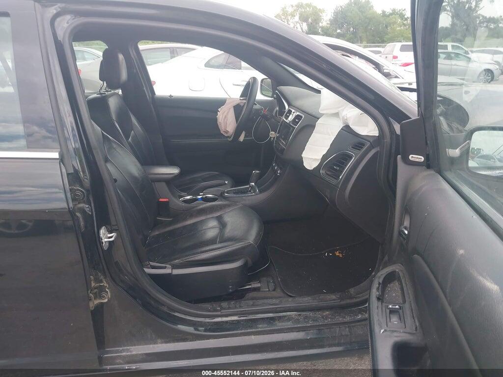 1C3CCBCG4EN151513 2014 CHRYSLER 200 photo no. 5