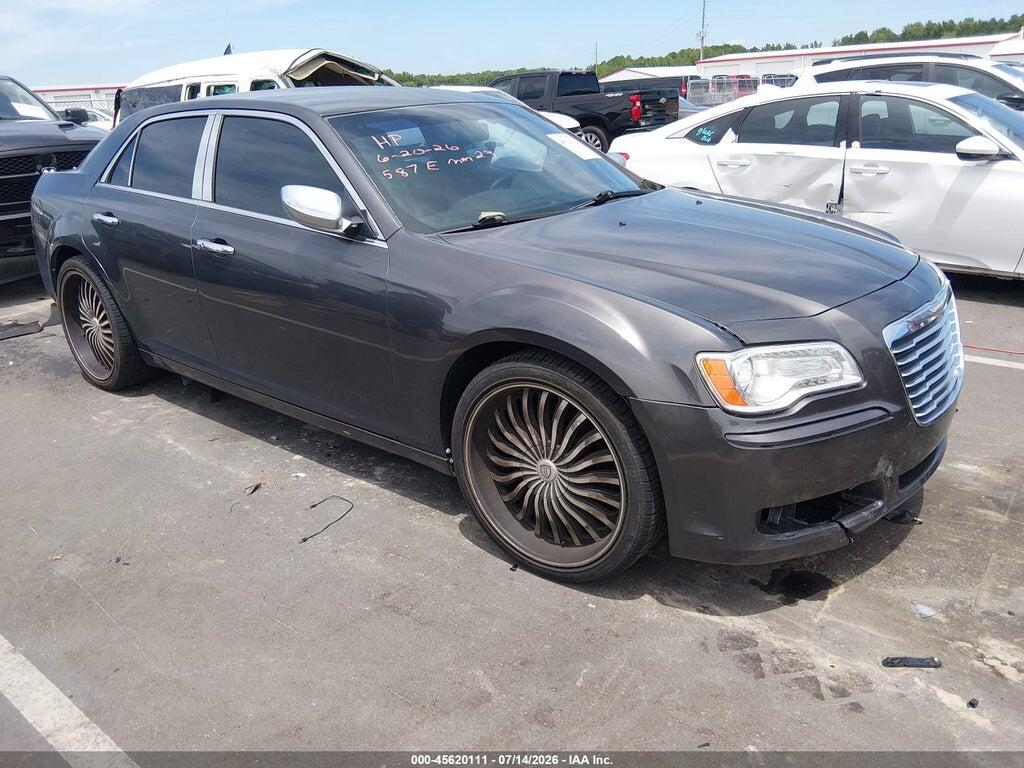 2C3CCAAG1EH375747 2014 CHRYSLER 300 photo no. 1