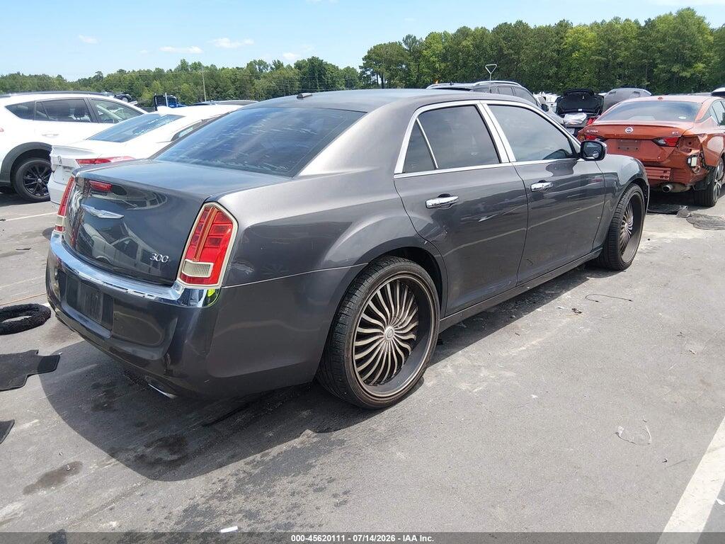 2C3CCAAG1EH375747 2014 CHRYSLER 300 photo no. 4