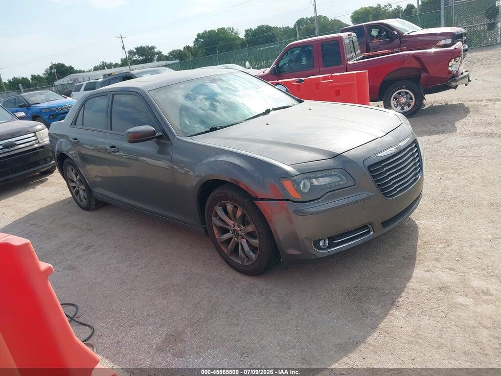 2C3CCAGGXEH331365 2014 CHRYSLER 300 photo no. 1
