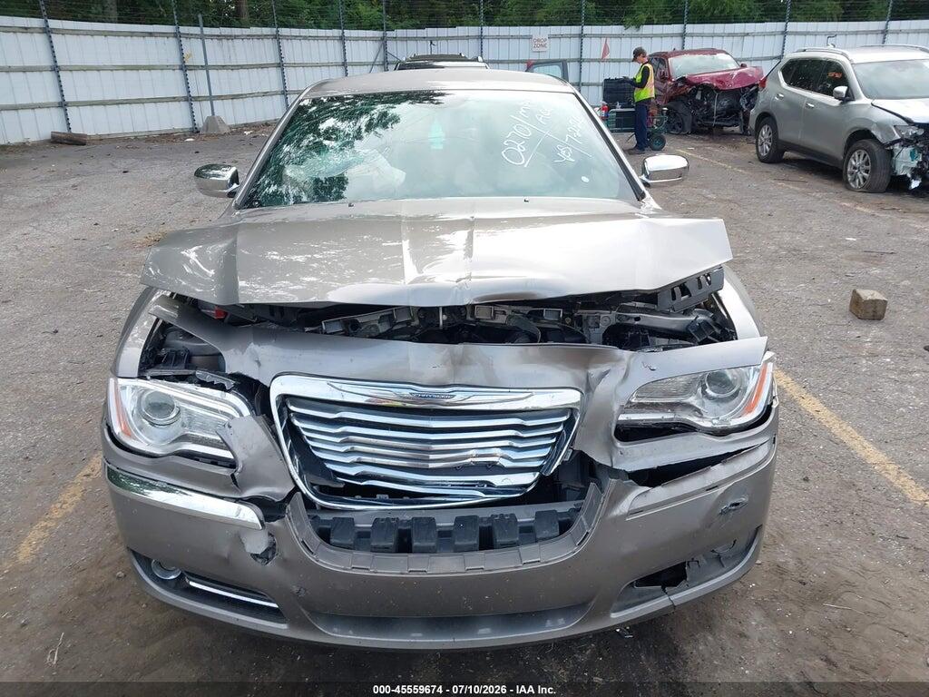 2C3CCARG9EH190270 2014 CHRYSLER 300 photo no. 12