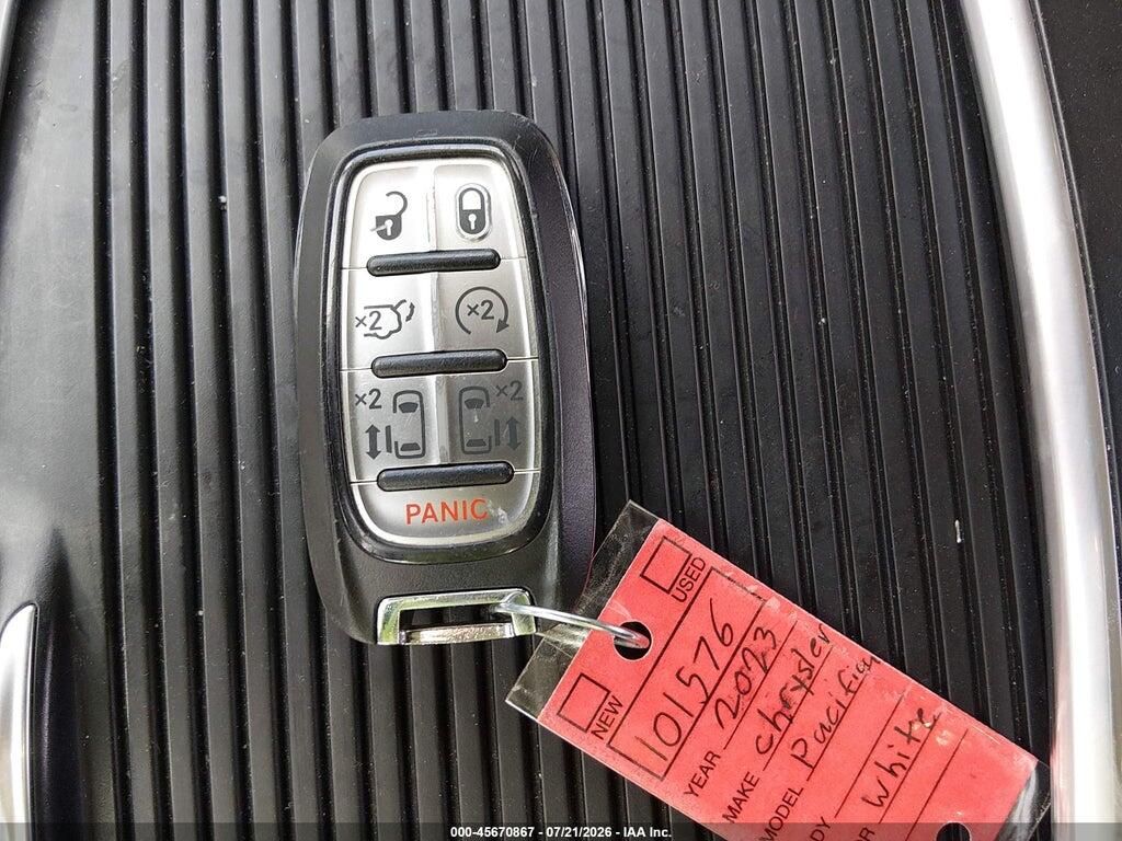 2C4RC1BG9PR587216 2023 CHRYSLER PACIFICA photo no. 11