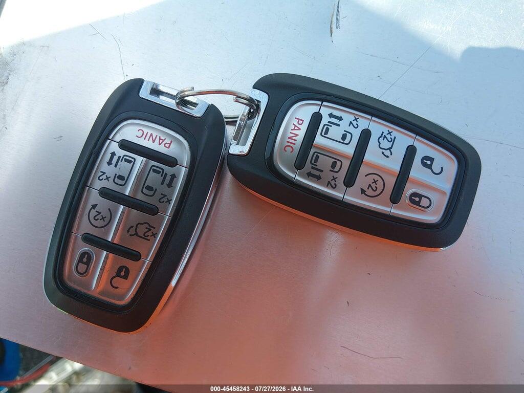 2C4RC1BG7PR573993 2023 CHRYSLER PACIFICA photo no. 11