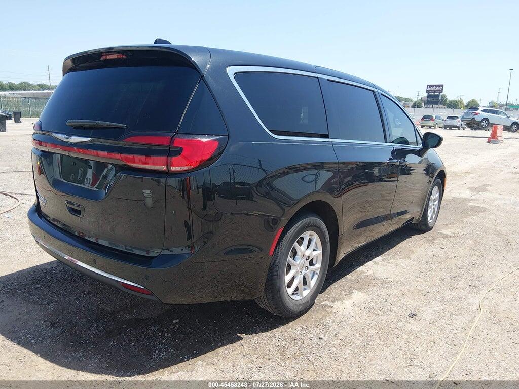 2C4RC1BG7PR573993 2023 CHRYSLER PACIFICA photo no. 4
