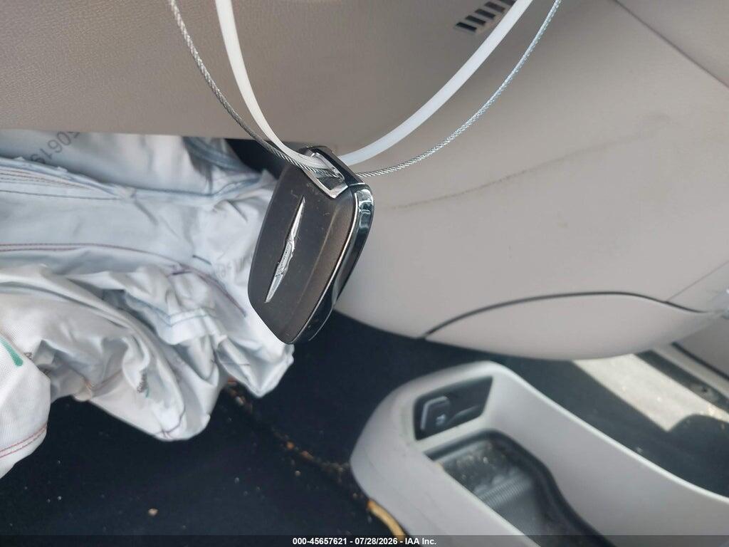 2C4RC1L72PR632107 2023 CHRYSLER PACIFICA HYBRID photo no. 11