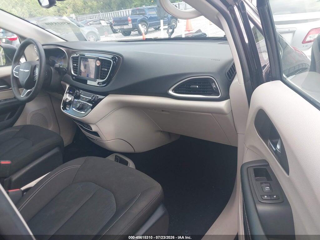 2C4RC1CG3PR525597 2023 CHRYSLER VOYAGER photo no. 5