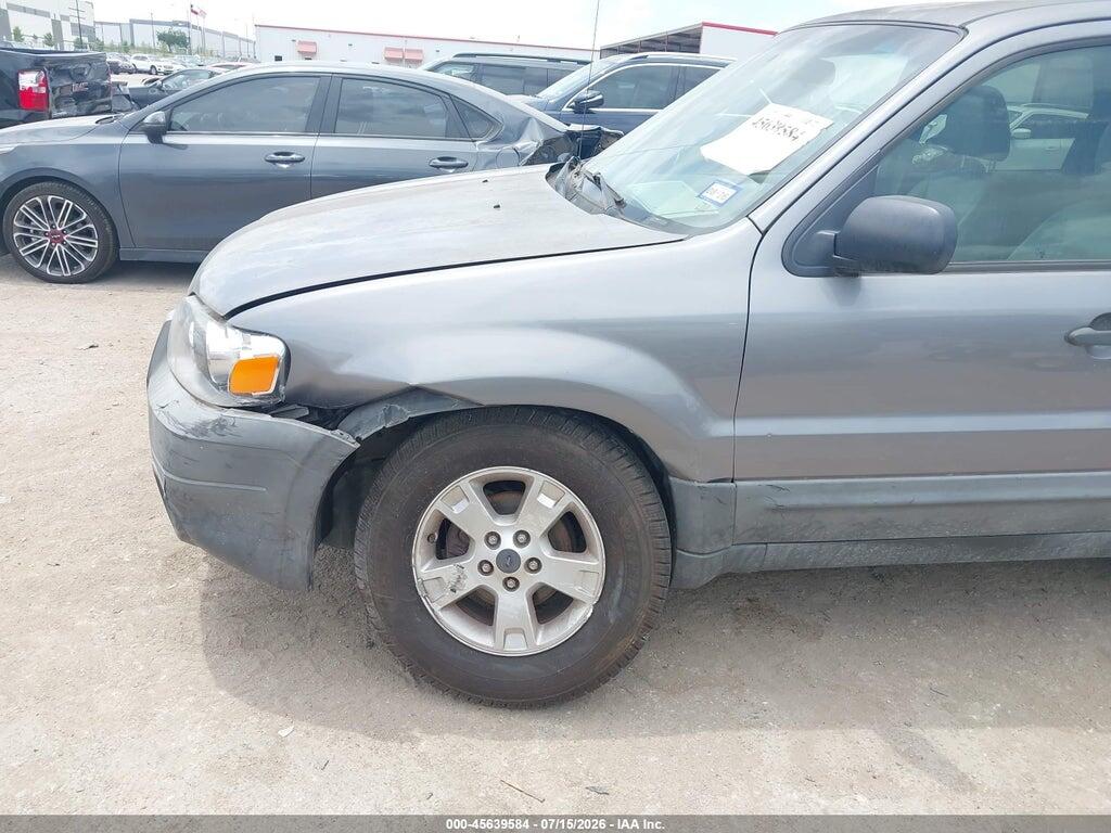 1FMCU03127KC07375 2007 FORD ESCAPE photo no. 6