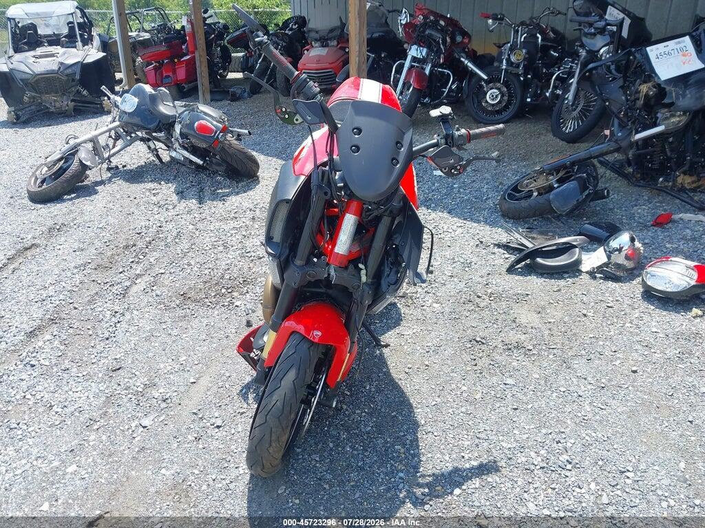 ZDM13BLW0DB015541 2013 DUCATI DIAVEL photo no. 5