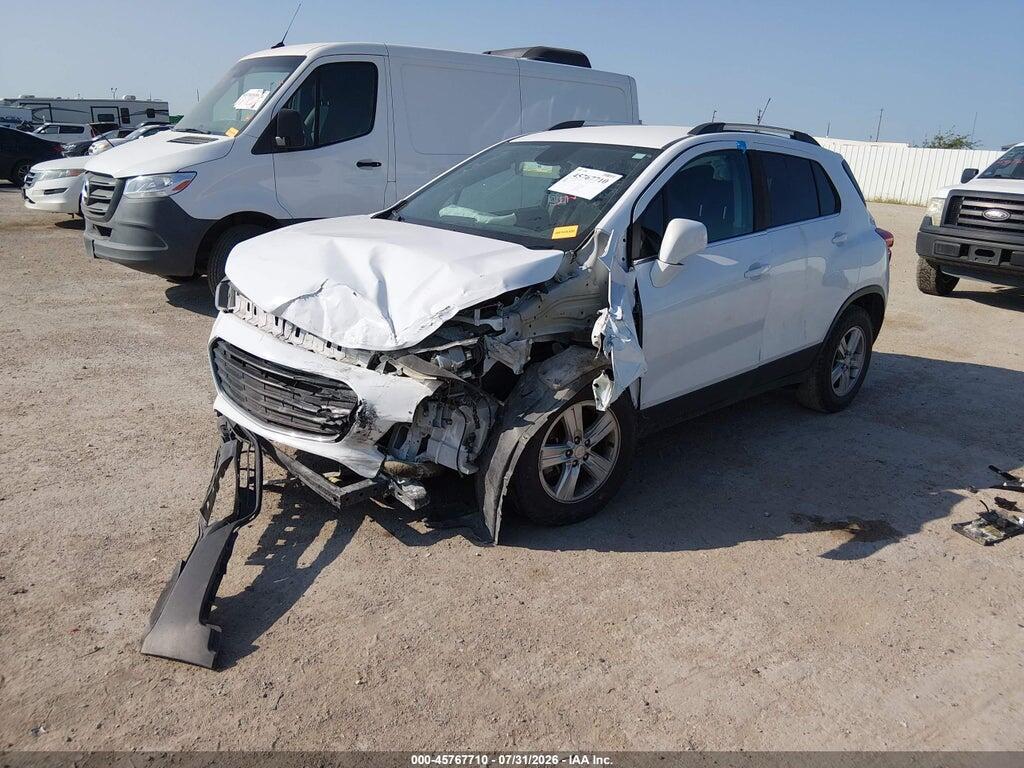 3GNCJLSB8JL379285 2018 CHEVROLET TRAX photo no. 2