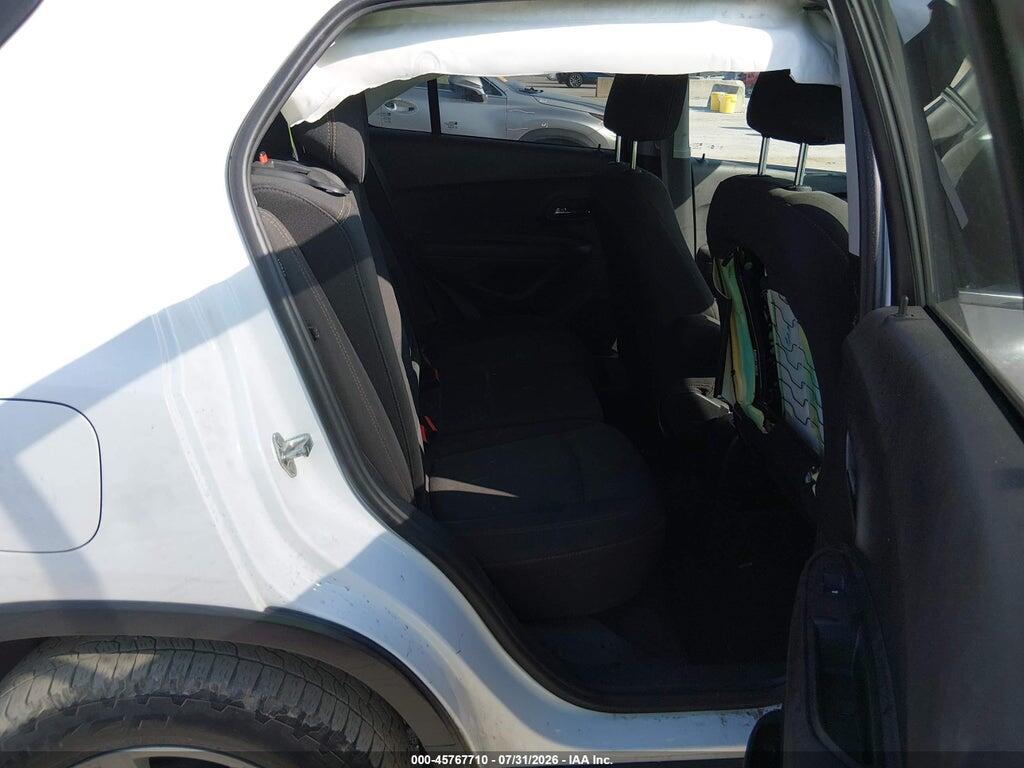 3GNCJLSB8JL379285 2018 CHEVROLET TRAX photo no. 8