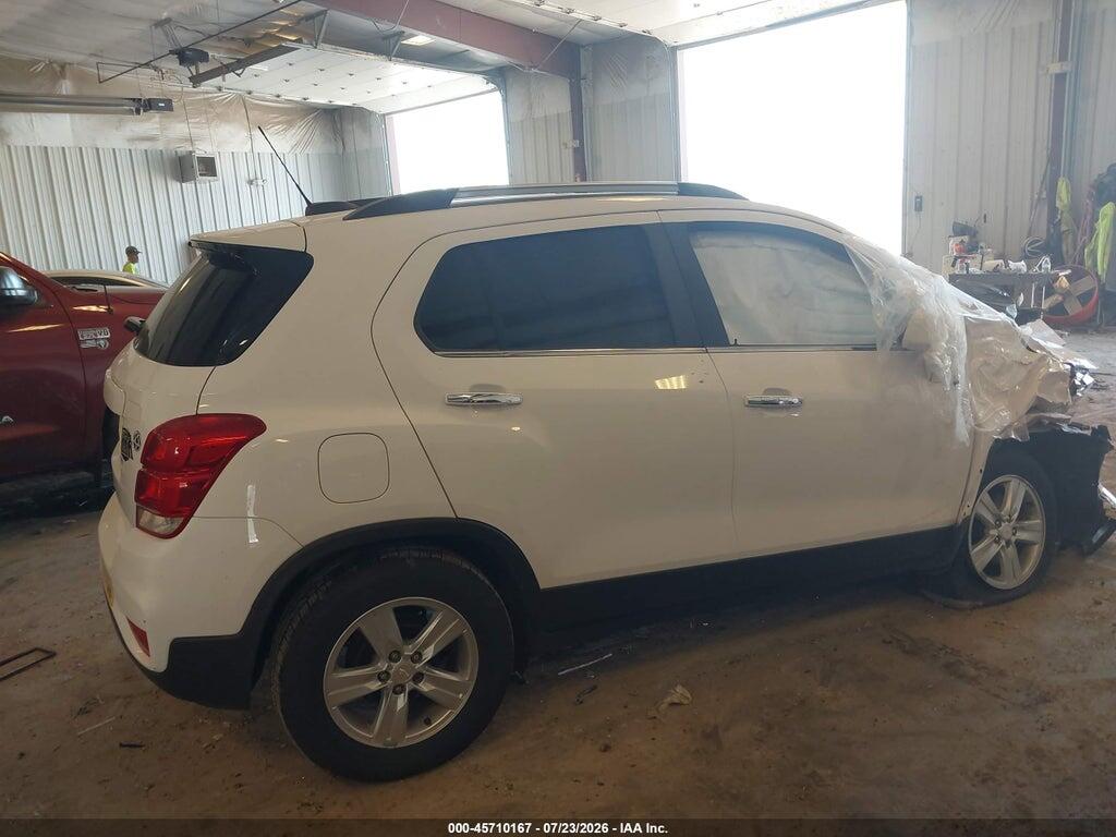 3GNCJLSB1JL260543 2018 CHEVROLET TRAX photo no. 4