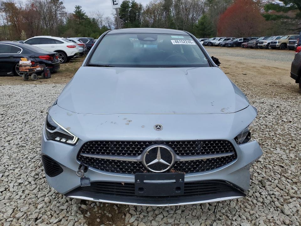 2025 MERCEDES-BENZ CLA 250 — Фото 5 из 12