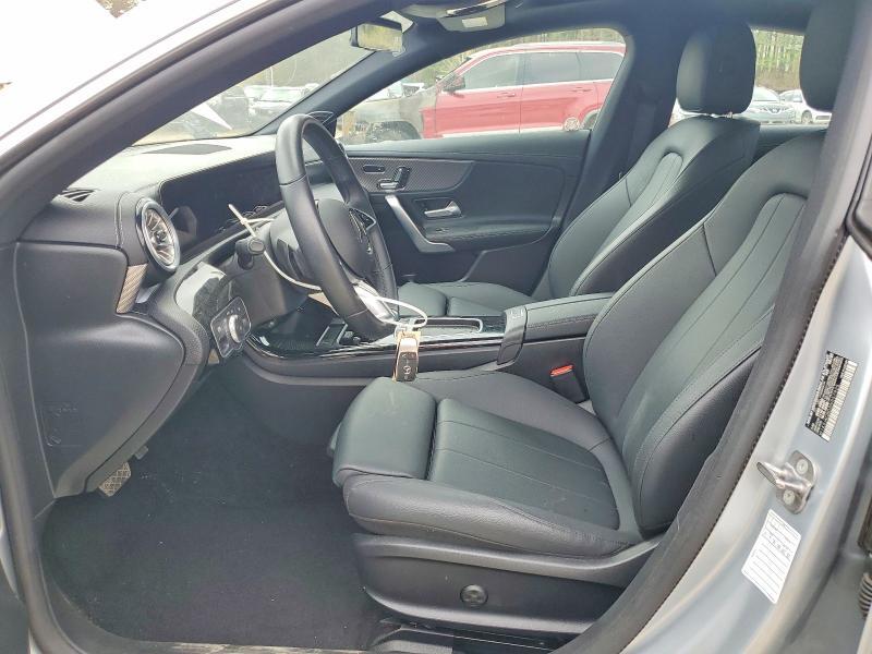2025 MERCEDES-BENZ CLA 250 — Фото 7 из 12
