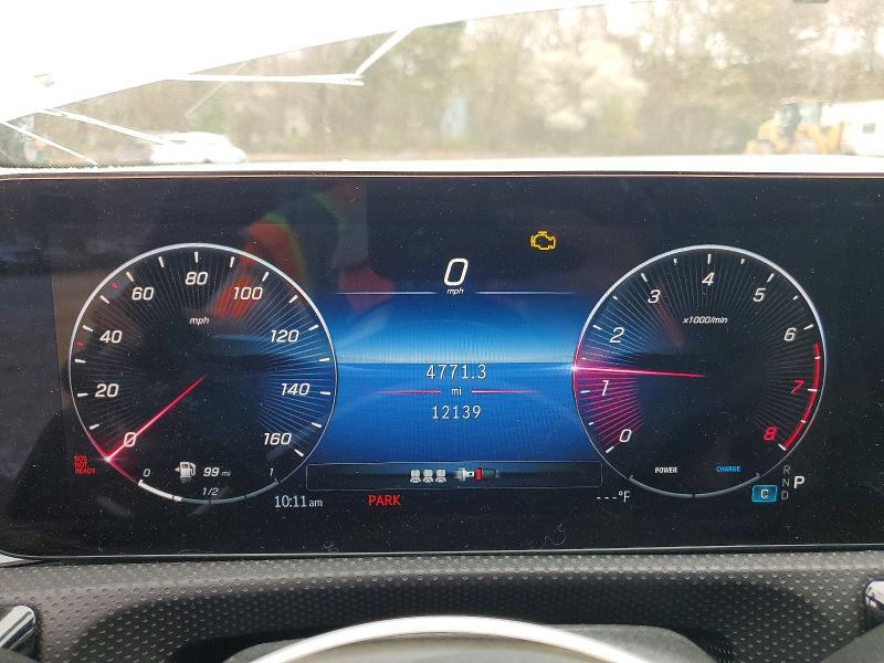 2025 MERCEDES-BENZ CLA 250 — Фото 9 из 12
