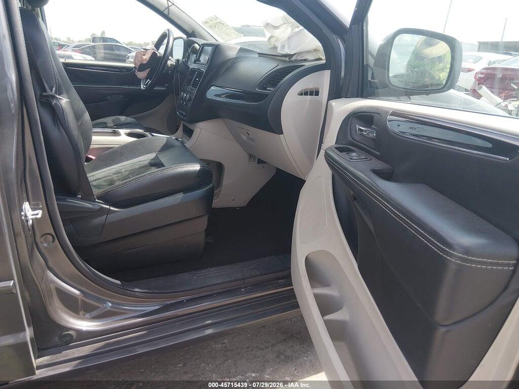 2C4RDGCG5HR847854 2017 DODGE GRAND CARAVAN photo no. 5