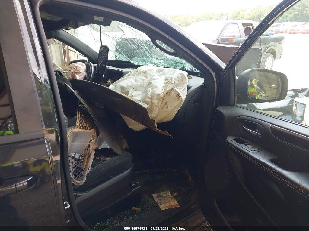 2C4RDGBG6HR549489 2017 DODGE GRAND CARAVAN photo no. 5