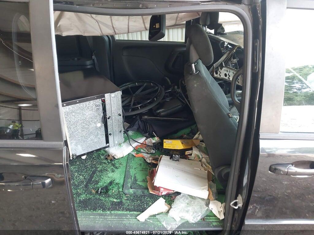 2C4RDGBG6HR549489 2017 DODGE GRAND CARAVAN photo no. 8