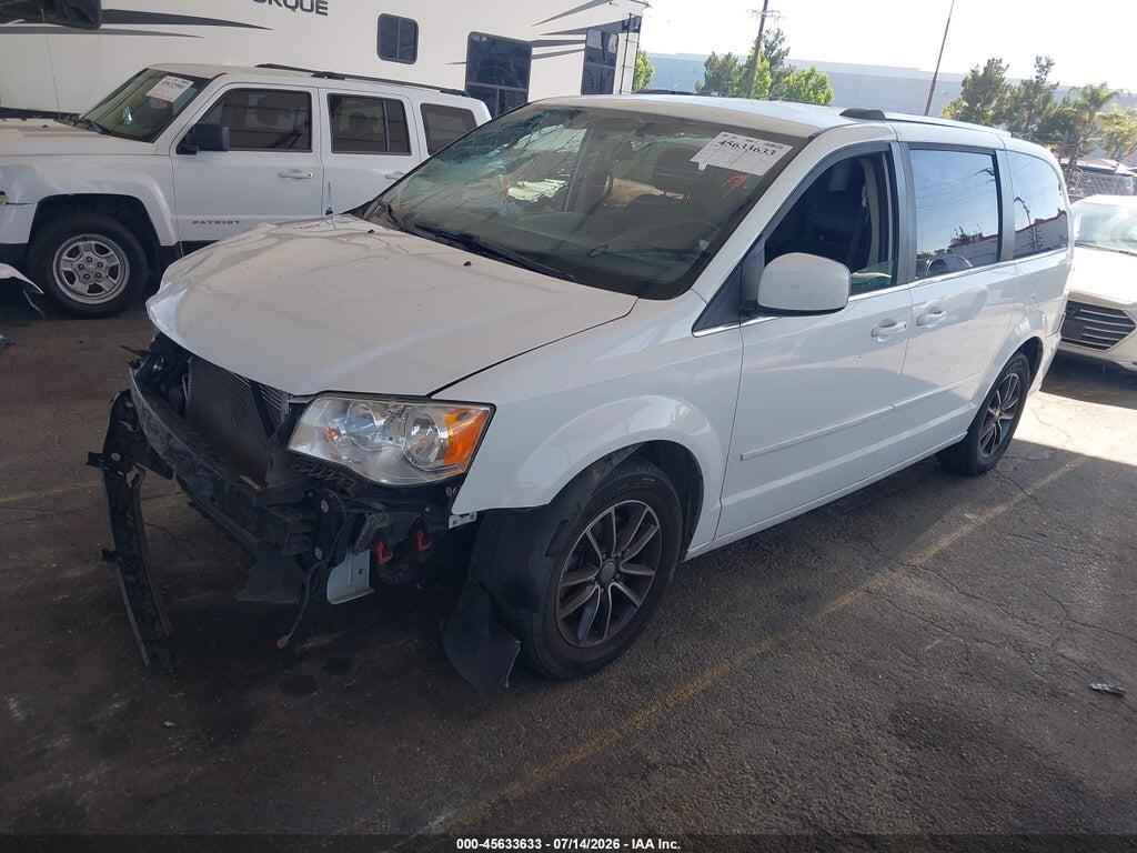 2C4RDGCG4HR825456 2017 DODGE GRAND CARAVAN photo no. 2