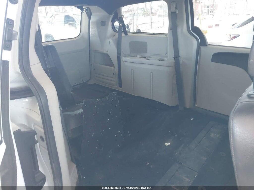2C4RDGCG4HR825456 2017 DODGE GRAND CARAVAN photo no. 8