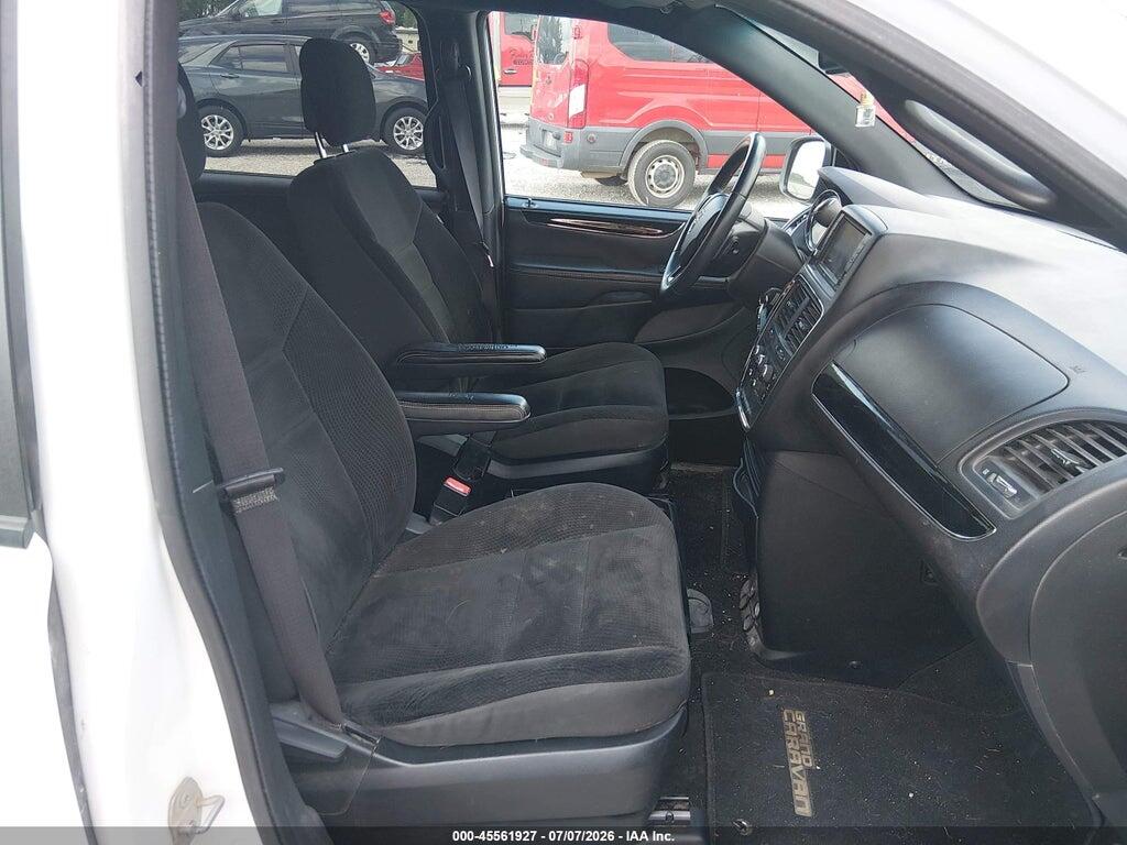 2C4RDGBG9HR743353 2017 DODGE GRAND CARAVAN photo no. 5