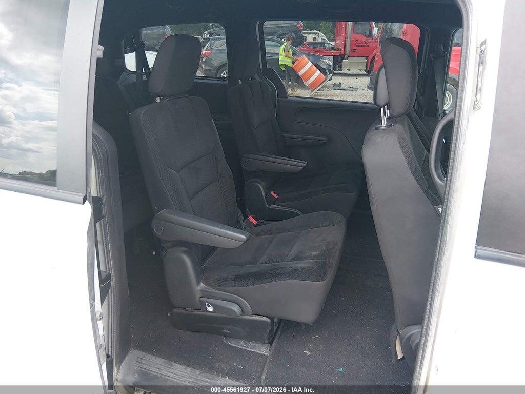 2C4RDGBG9HR743353 2017 DODGE GRAND CARAVAN photo no. 8