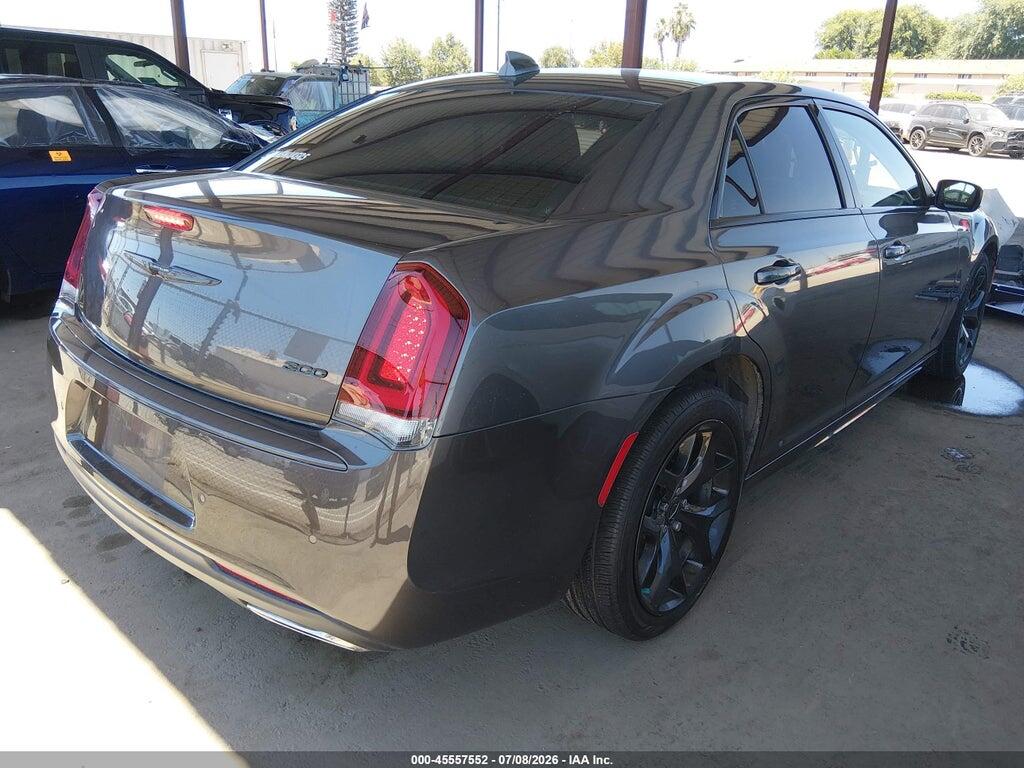 2C3CCADG7NH214427 2022 CHRYSLER 300 photo no. 4