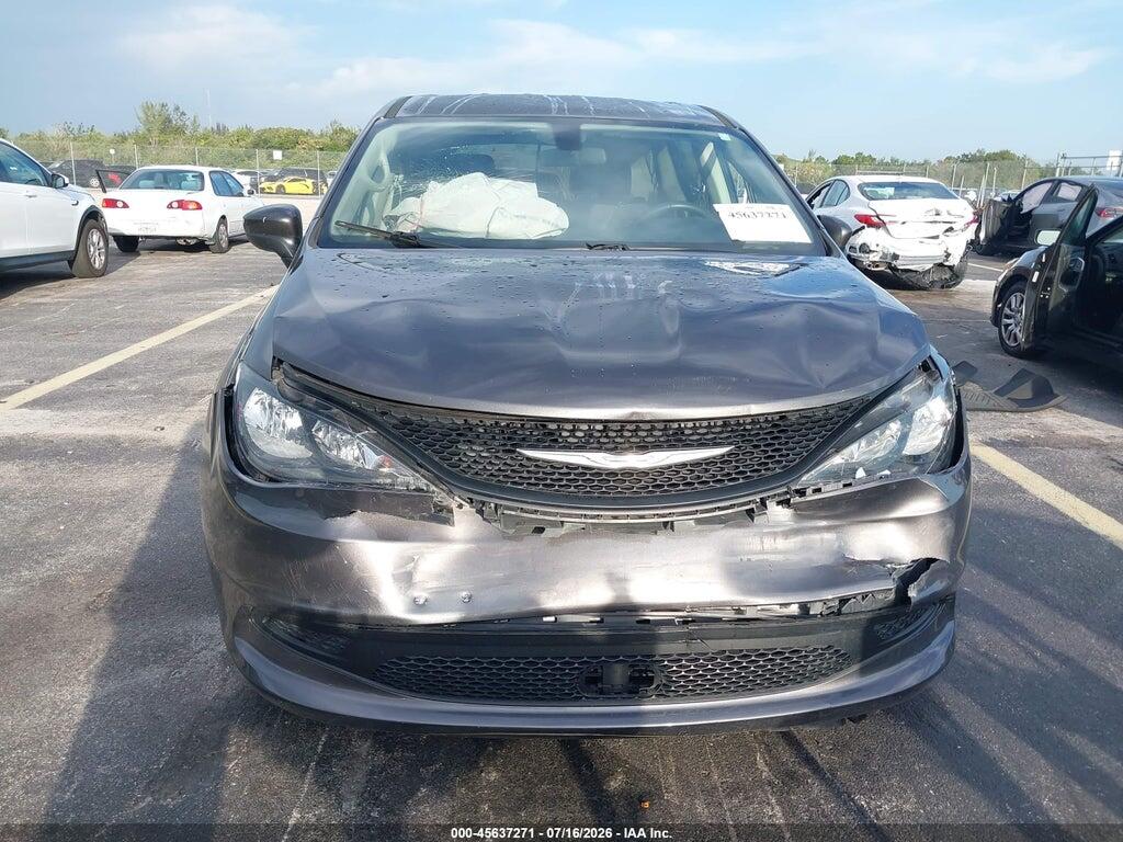 2C4RC1CG8NR204135 2022 CHRYSLER VOYAGER photo no. 11