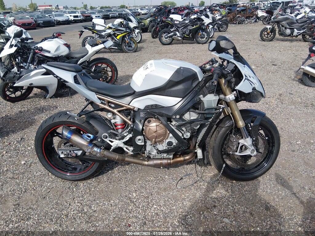 WB10E2303L6D29950 2020 BMW S 1000 photo no. 12