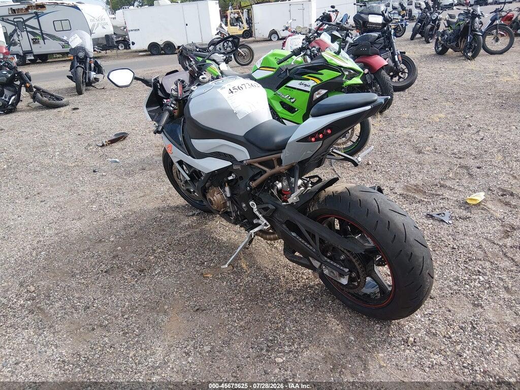 WB10E2303L6D29950 2020 BMW S 1000 photo no. 3