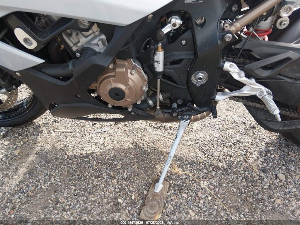 WB10E2303L6D29950 2020 BMW S 1000 photo no. 9