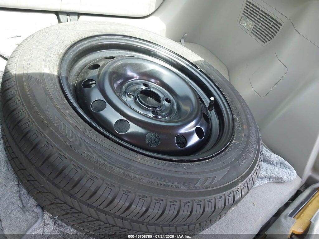 JHMZE2H53AS039576 2010 HONDA INSIGHT photo no. 12