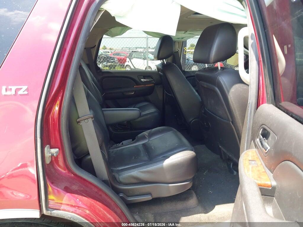 1GNFK330X9R304261 2009 CHEVROLET TAHOE photo no. 8