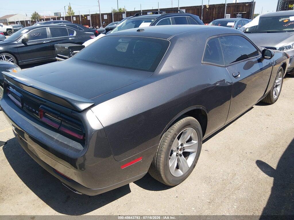 2C3CDZAG2PH573977 2023 DODGE CHALLENGER photo no. 4