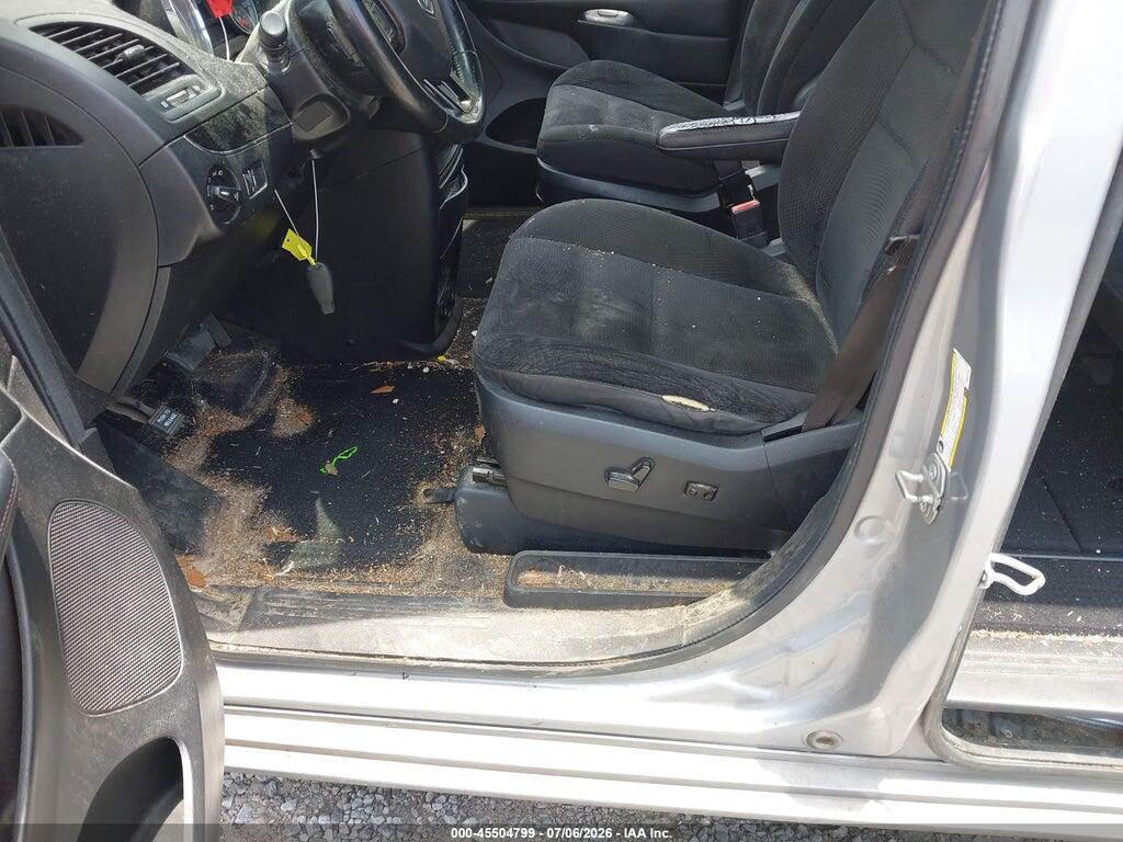 2C4RDGBG2KR806106 2019 DODGE GRAND CARAVAN photo no. 6