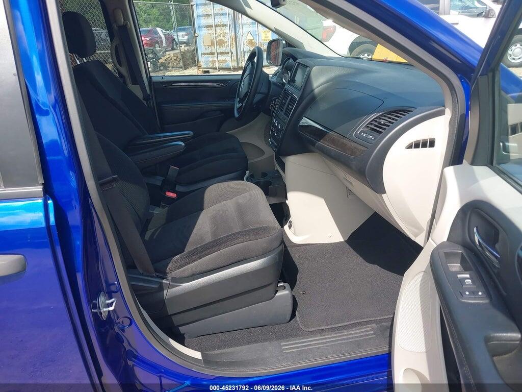 2C4RDGBG9KR635998 2019 DODGE GRAND CARAVAN photo no. 5