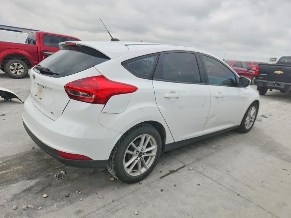 2017 FORD FOCUS SE — Фото 3 из 13
