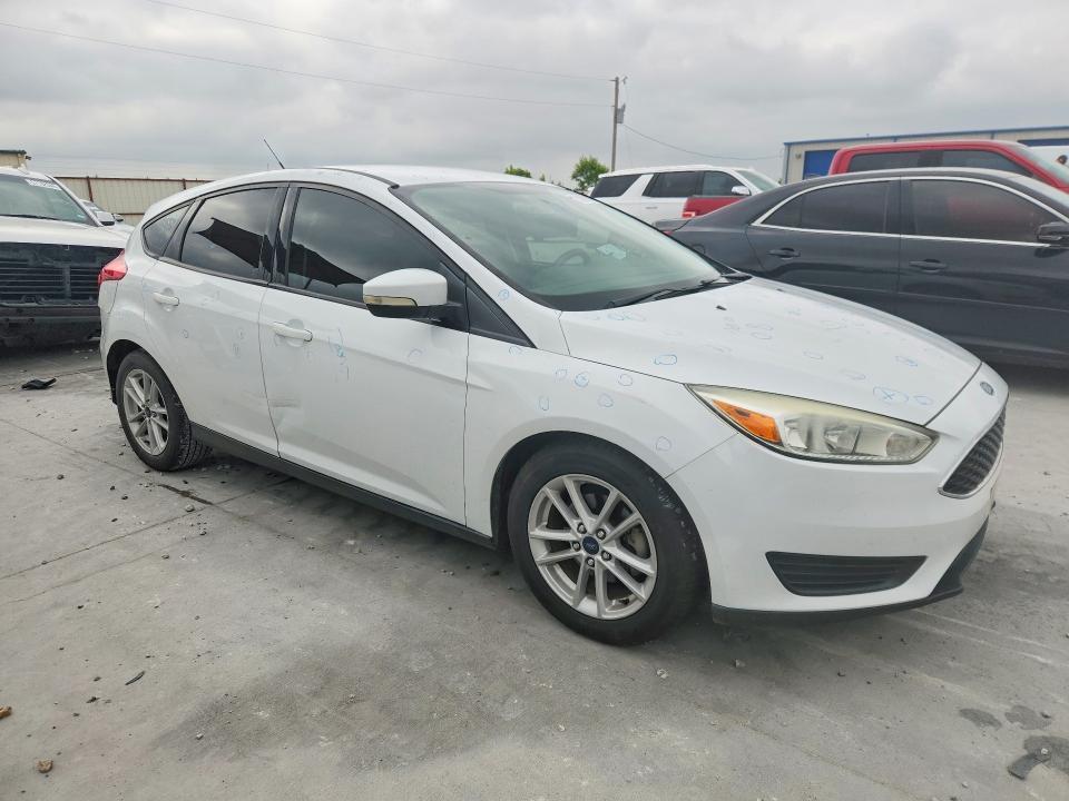 2017 FORD FOCUS SE — Фото 4 из 13
