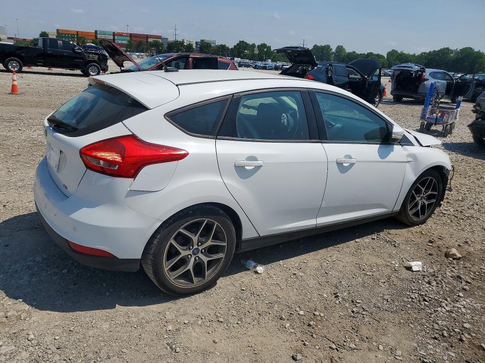 2017 FORD FOCUS SEL — Фото 3 из 13