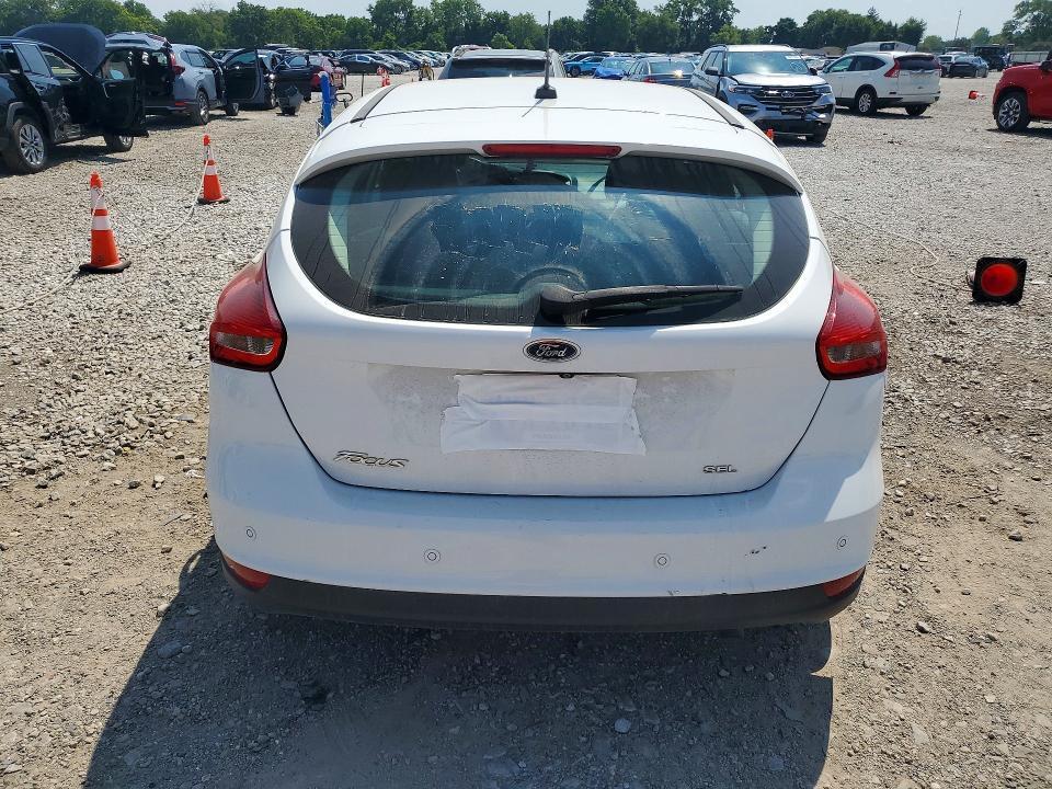 2017 FORD FOCUS SEL — Фото 6 из 13