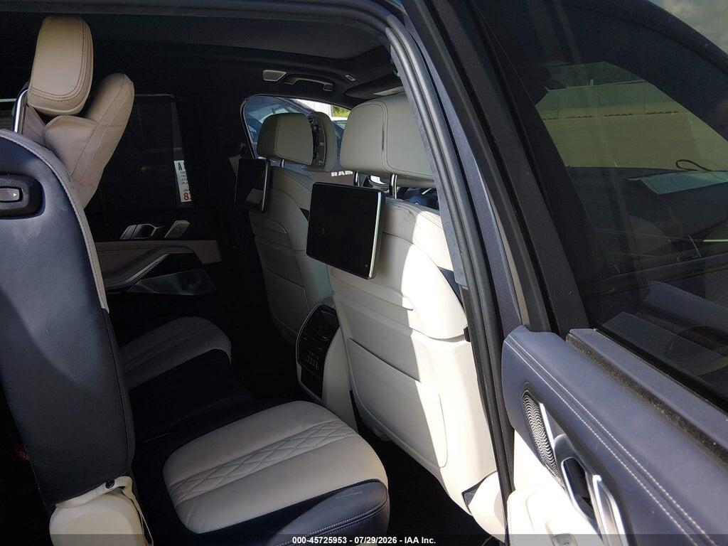 5UXCX6C18M9F67950 2021 BMW ALPINA XB7 photo no. 8