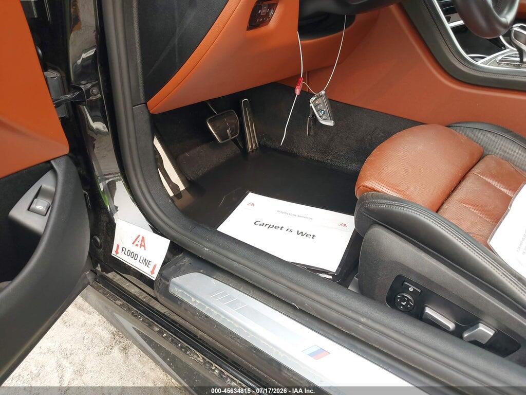 WBAFY4C08MCF96257 2021 BMW M850I photo no. 6